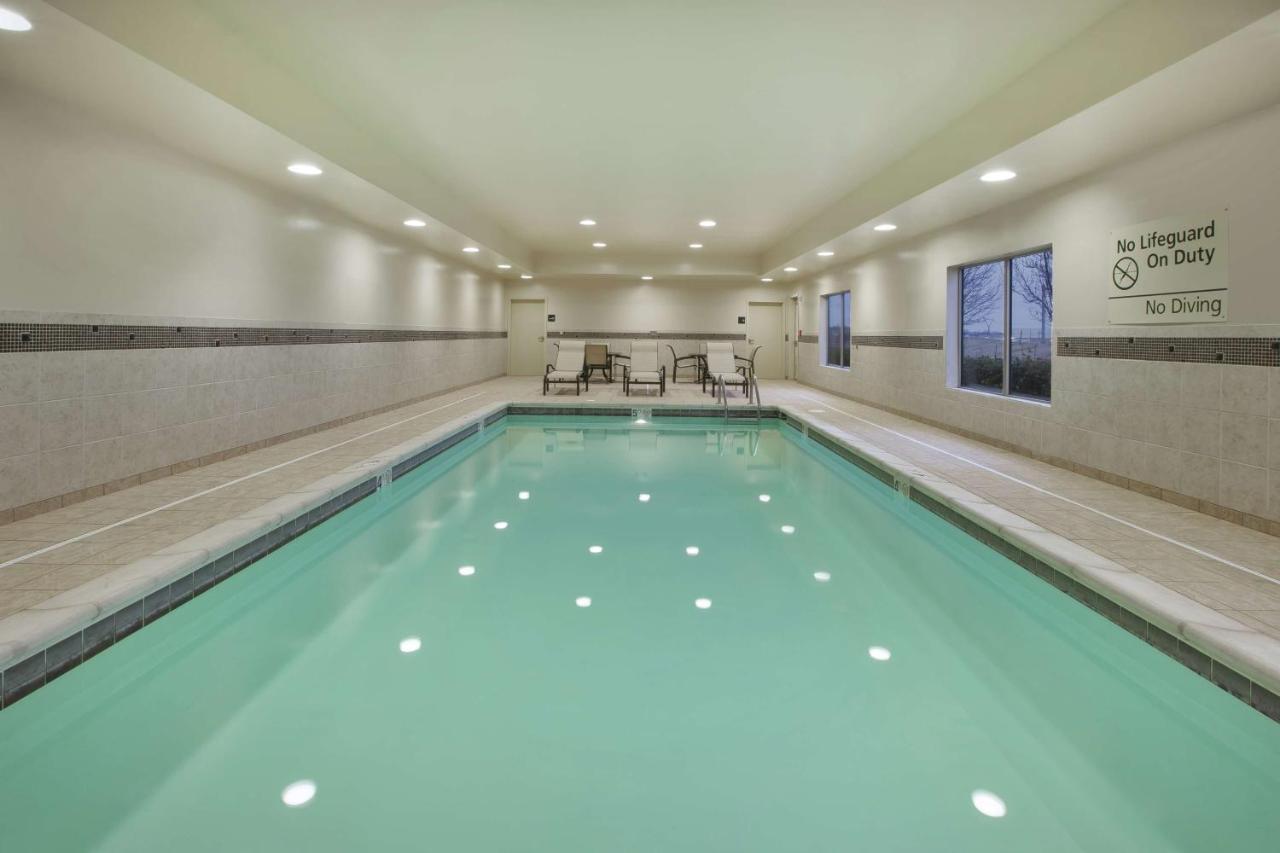 Hampton Inn & Suites Wichita-Northeast Luaran gambar