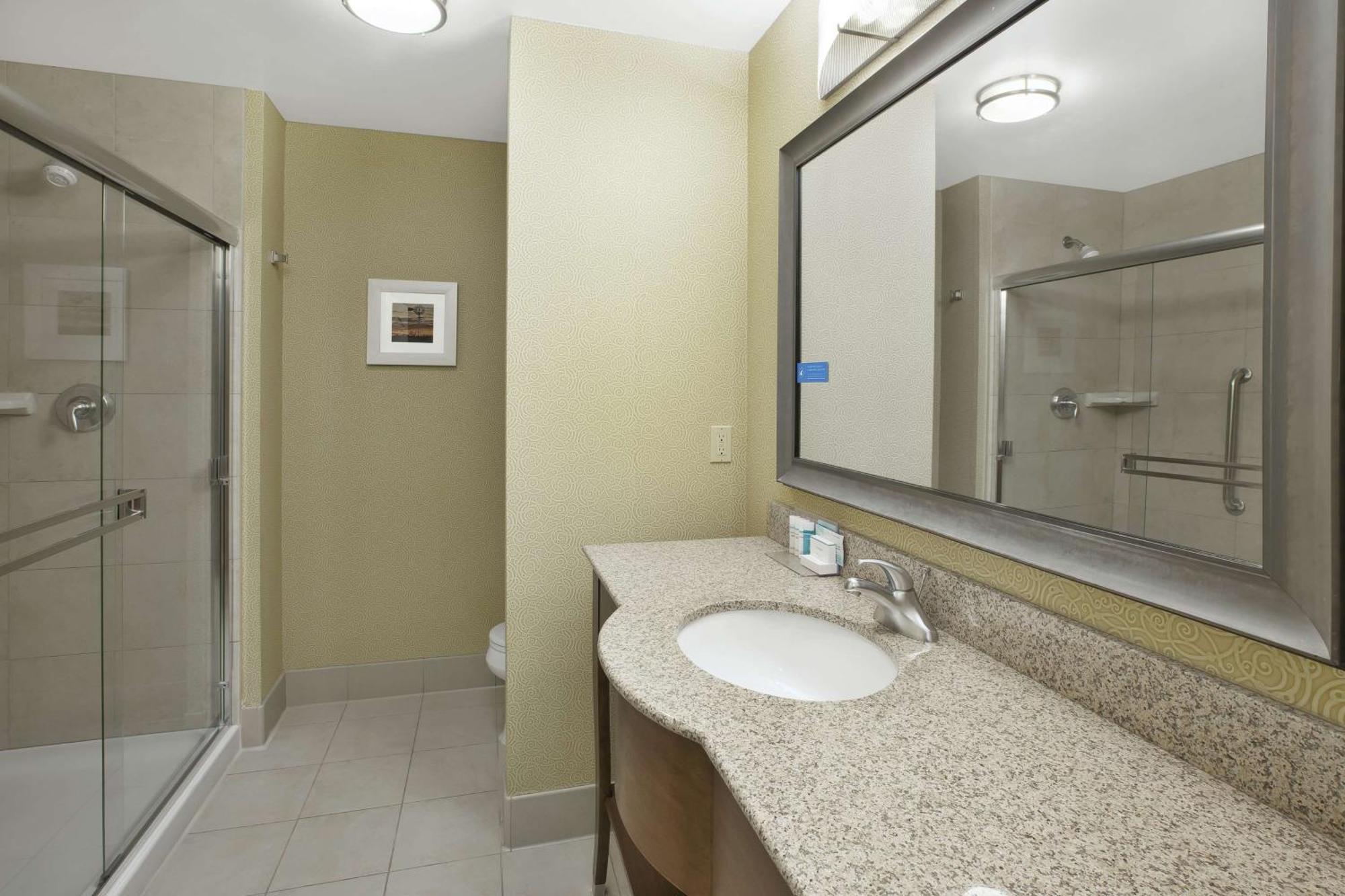 Hampton Inn & Suites Wichita-Northeast Luaran gambar
