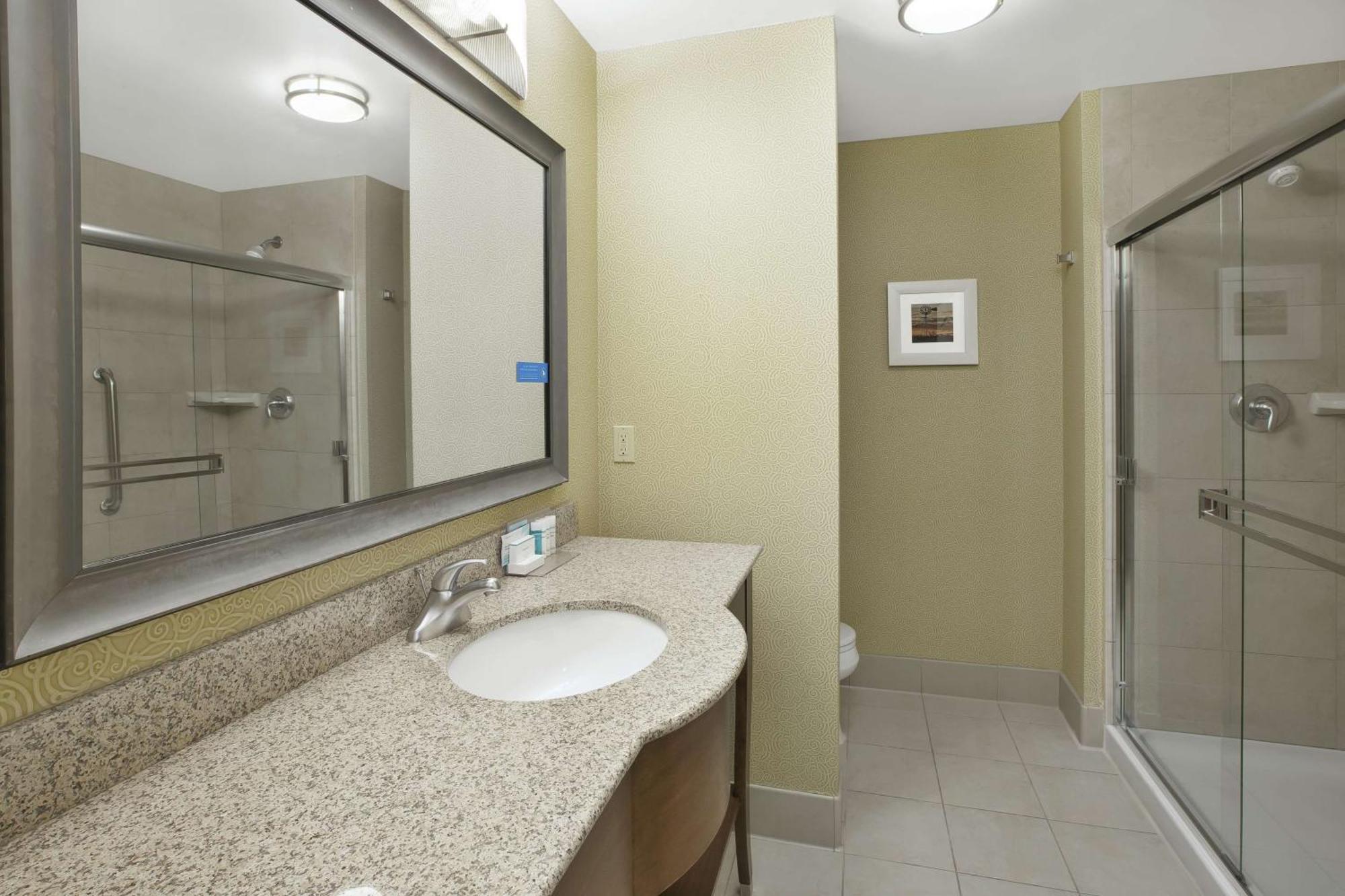 Hampton Inn & Suites Wichita-Northeast Luaran gambar
